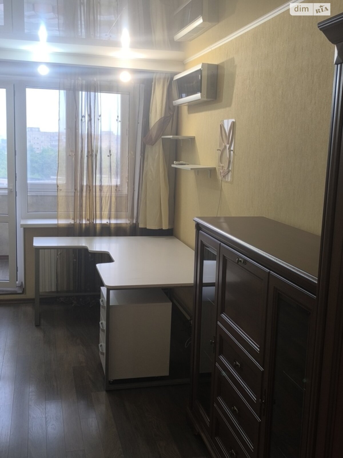 Продаж трикімнатної квартири в Кривому Розі, на вул. Віталія Матусевича 2А, район Металургійний фото 1 Продаж трикімнатної квартири в Кривому Розі, на вул. Віталія Матусевича 2А, район Металургійний фото 1
