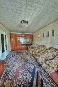 Продажа однокомнатной квартиры в Кривом Роге, на ул. Виталия Матусевича 23, район Металлургический фото 2