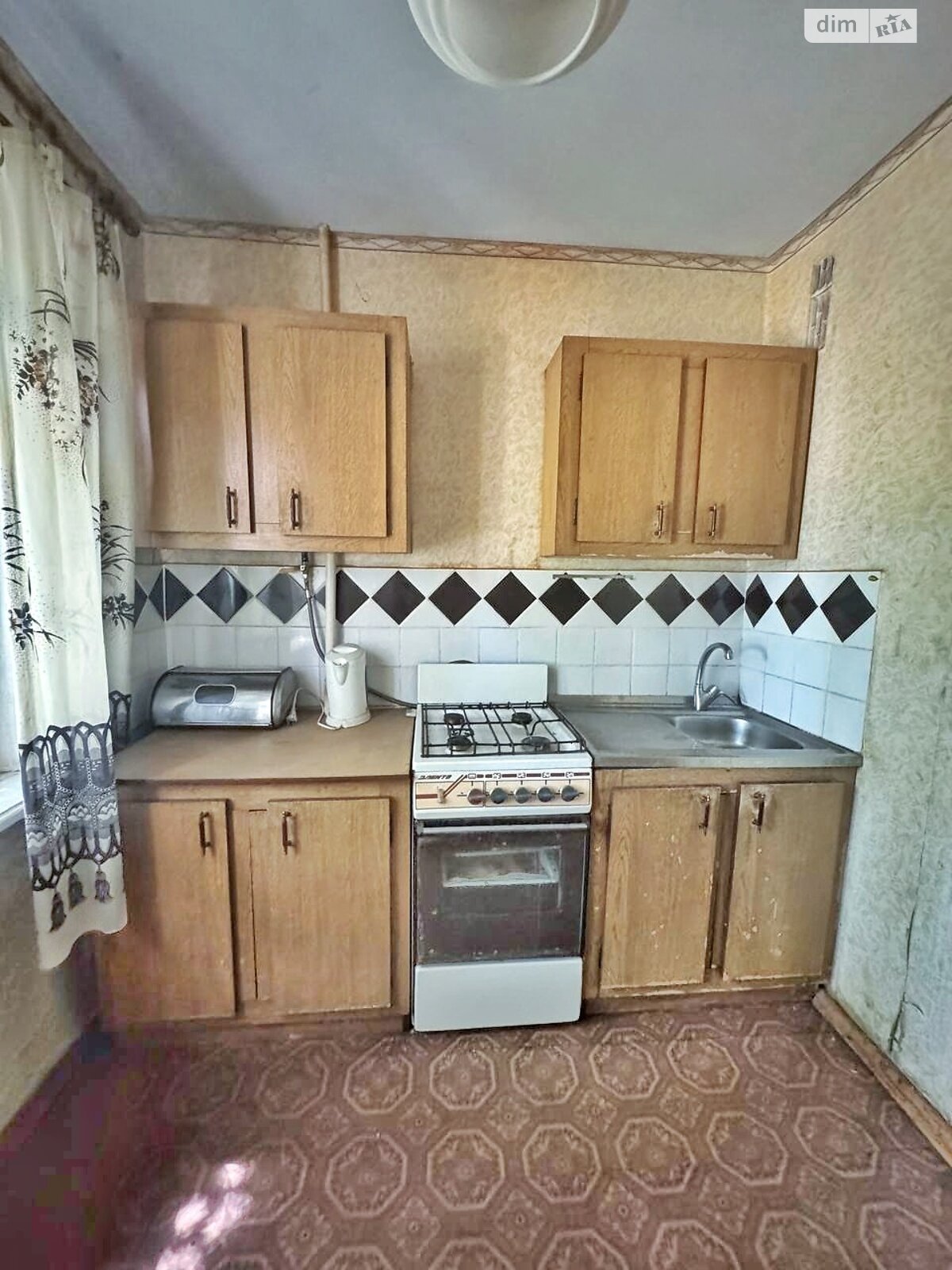 Продажа однокомнатной квартиры в Кривом Роге, на ул. Виталия Матусевича 23, район Металлургический фото 1 Продажа однокомнатной квартиры в Кривом Роге, на ул. Виталия Матусевича 23, район Металлургический фото 1