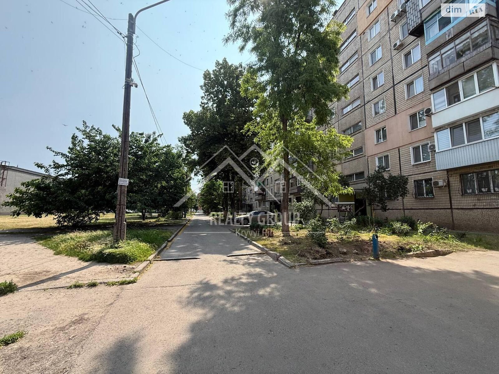 Продаж трикімнатної квартири в Кривому Розі, на вул. Віталія Матусевича 30, район Металургійний фото 1 Продаж трикімнатної квартири в Кривому Розі, на вул. Віталія Матусевича 30, район Металургійний фото 1