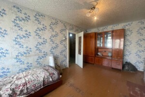 Продажа трехкомнатной квартиры в Кривом Роге, на ул. Вокзальная 22, район Металлургический фото 2