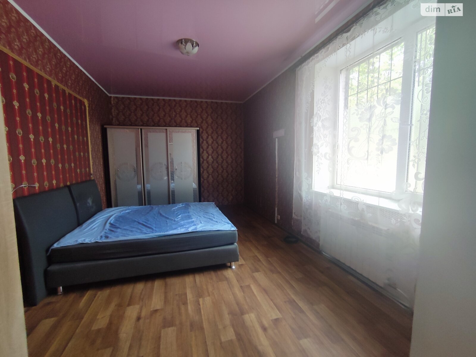 Продажа трехкомнатной квартиры в Кривом Роге, на ул. Вокзальная, район Металлургический фото 1 Продажа трехкомнатной квартиры в Кривом Роге, на ул. Вокзальная, район Металлургический фото 1