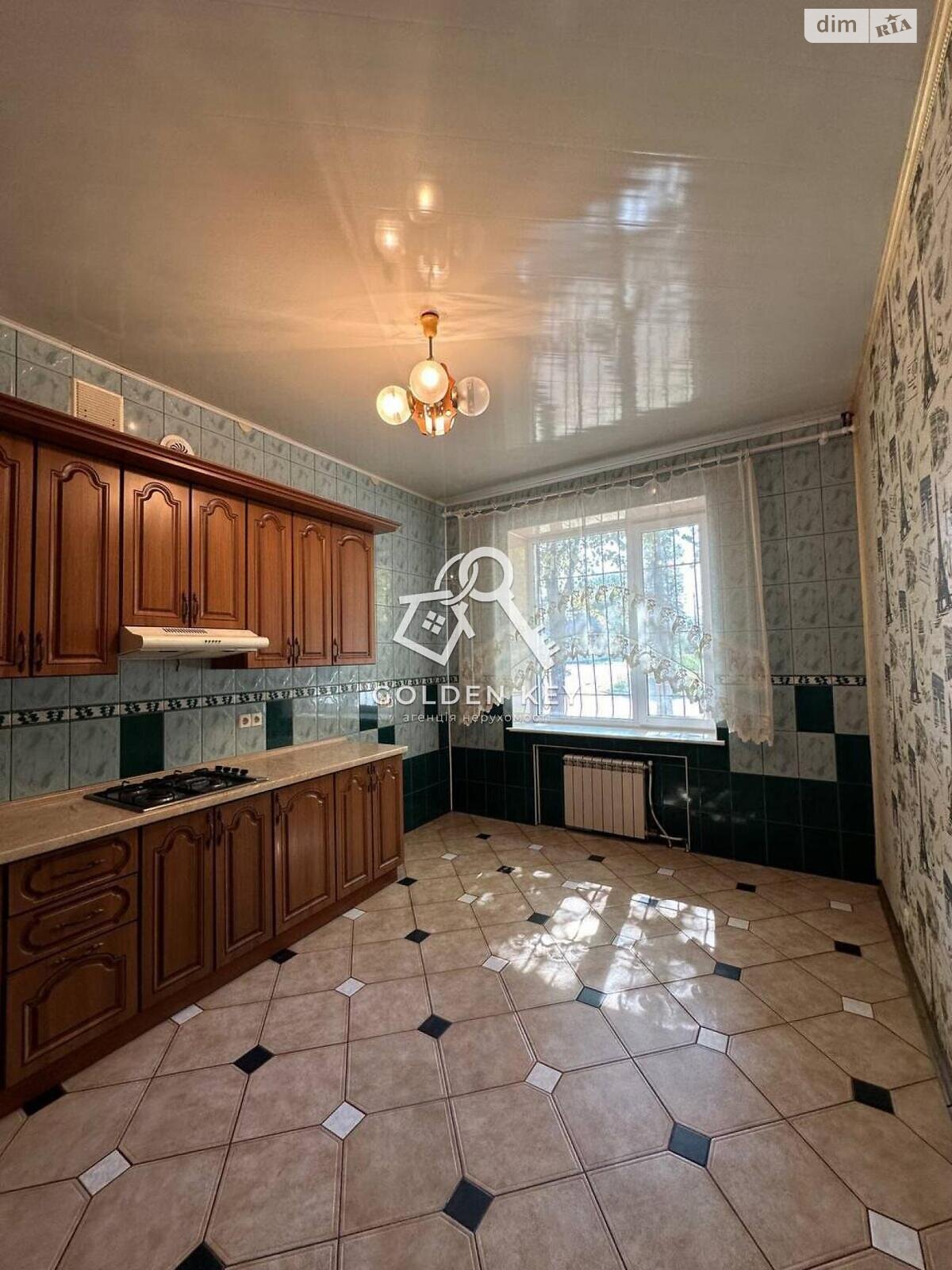 Продажа трехкомнатной квартиры в Кривом Роге, на ул. Вокзальная 4, район Металлургический фото 1 Продажа трехкомнатной квартиры в Кривом Роге, на ул. Вокзальная 4, район Металлургический фото 1