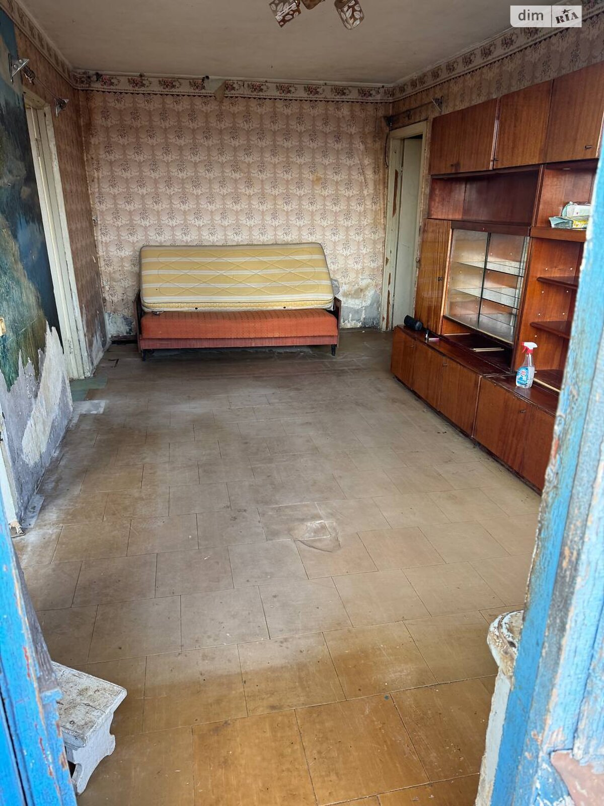 Продажа четырехкомнатной квартиры в Кривом Роге, на ул. Володимира Бизова 1, район Металлургический фото 1 Продажа четырехкомнатной квартиры в Кривом Роге, на ул. Володимира Бизова 1, район Металлургический фото 1