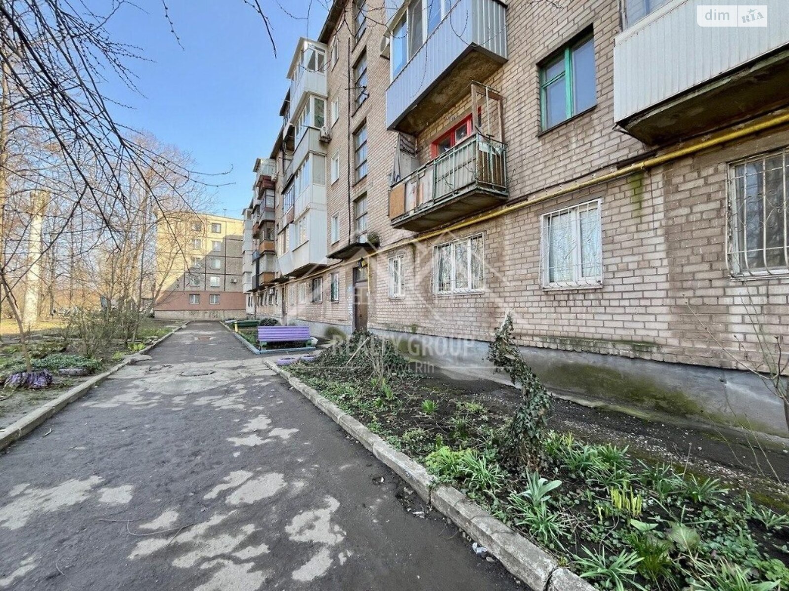 Продажа трехкомнатной квартиры в Кривом Роге, на ул. Якира 26, район Металлургический фото 1