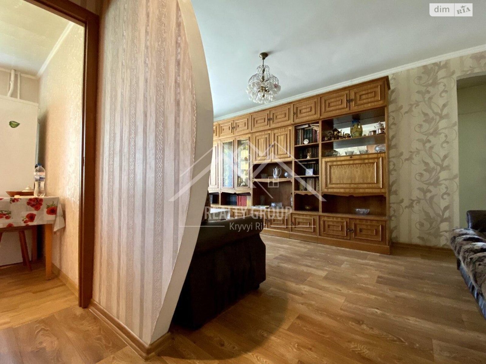 Продаж трикімнатної квартири в Кривому Розі, на вул. Юрія Камінського, район Металургійний фото 1 Продаж трикімнатної квартири в Кривому Розі, на вул. Юрія Камінського, район Металургійний фото 1