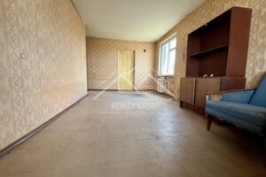 Продажа трехкомнатной квартиры в Кривом Роге, на ул. 4-й Заречный микрорайон 25, район Покровский фото 2