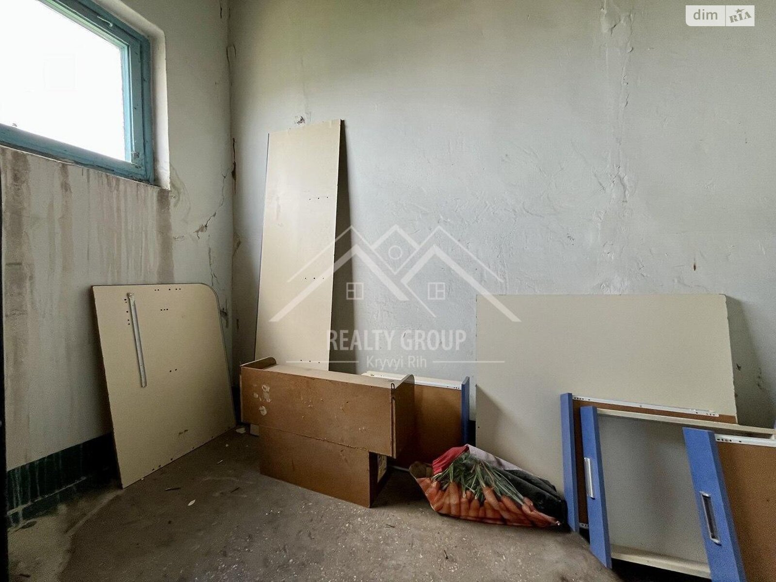 Продажа трехкомнатной квартиры в Кривом Роге, на ул. 4-й Заречный микрорайон 25, район Покровский фото 1 Продажа трехкомнатной квартиры в Кривом Роге, на ул. 4-й Заречный микрорайон 25, район Покровский фото 1