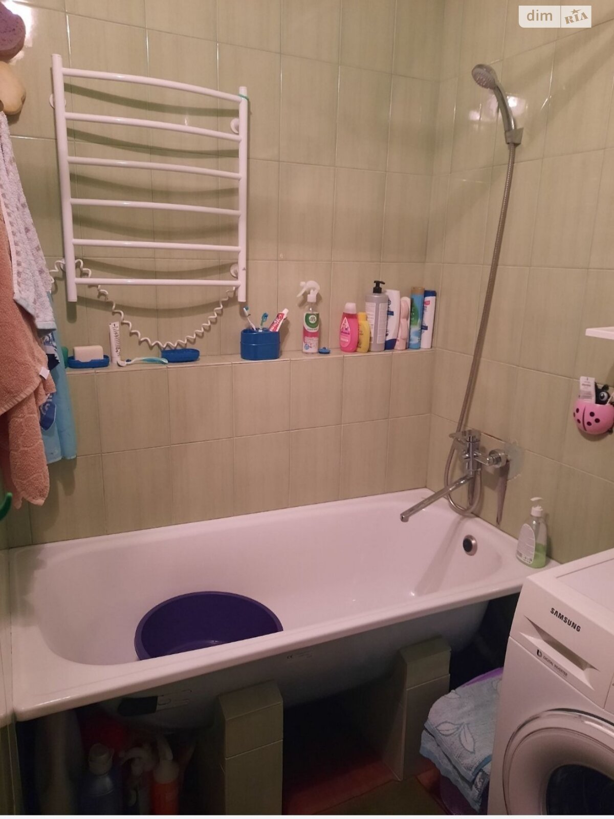 Продаж трикімнатної квартири в Кривому Розі, на вул. 4-й Зарічний мікрорайон 10, район Покровський фото 1