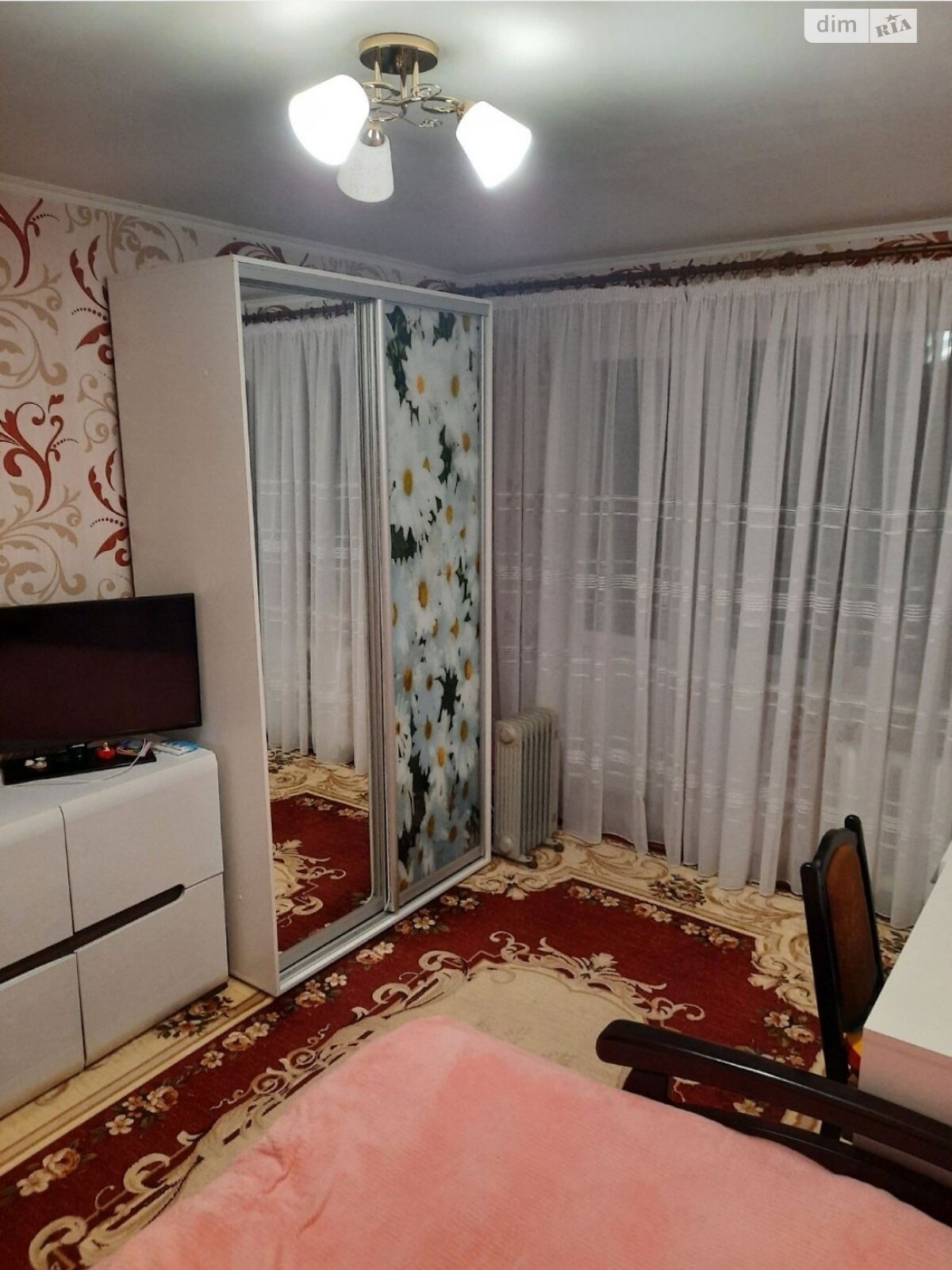 Продаж трикімнатної квартири в Кривому Розі, на вул. 4-й Зарічний мікрорайон 10, район Покровський фото 1