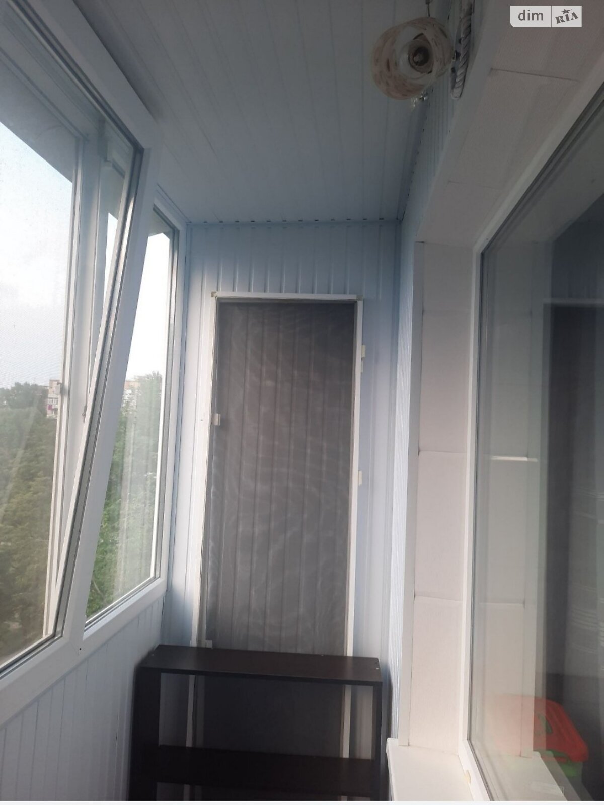 Продаж трикімнатної квартири в Кривому Розі, на вул. 4-й Зарічний мікрорайон 10, район Покровський фото 1