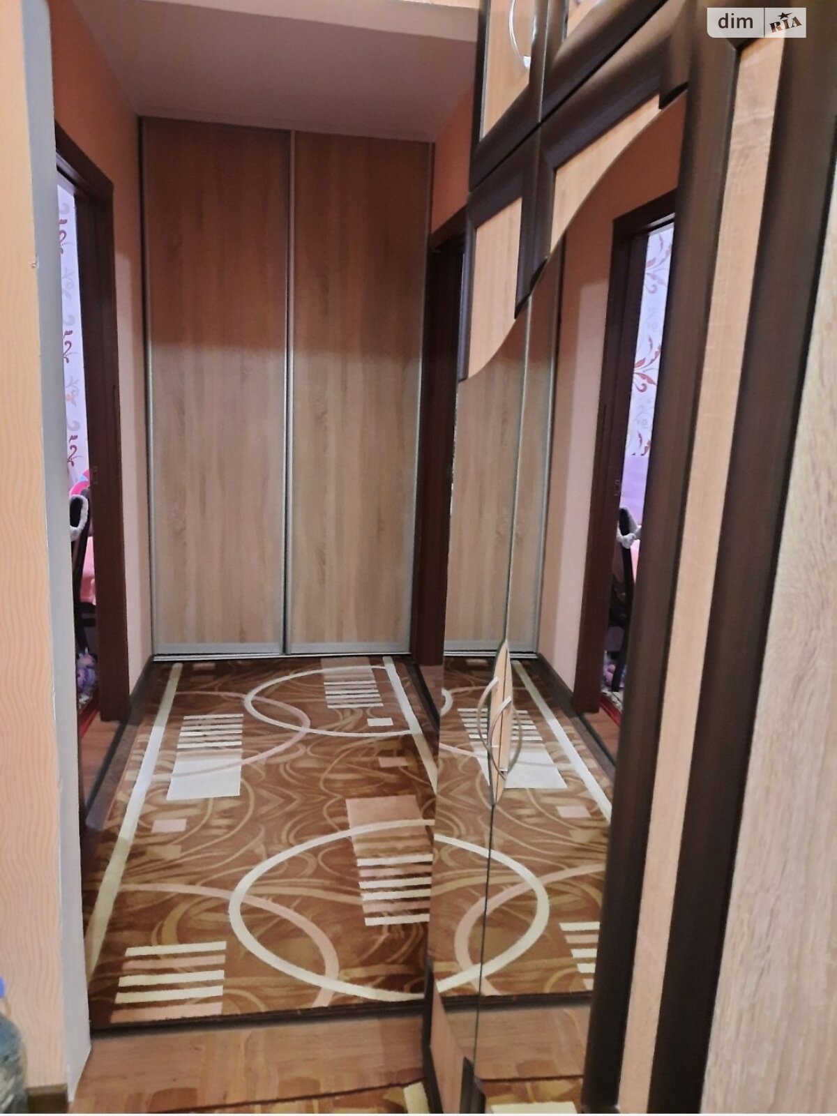 Продаж трикімнатної квартири в Кривому Розі, на вул. 4-й Зарічний мікрорайон 10, район Покровський фото 1