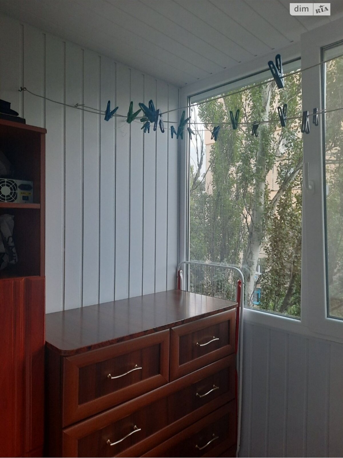 Продаж трикімнатної квартири в Кривому Розі, на вул. 4-й Зарічний мікрорайон 10, район Покровський фото 1