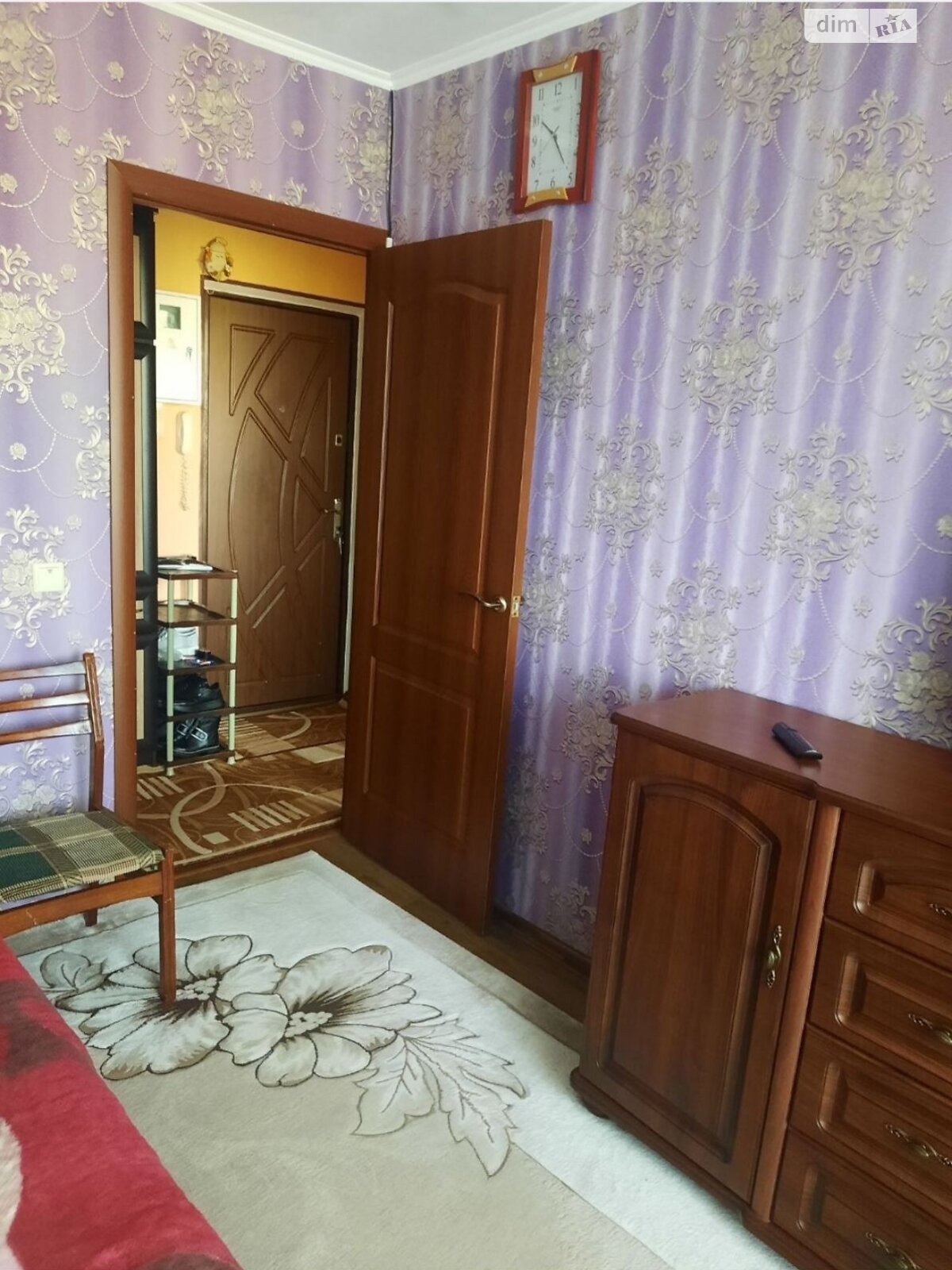 Продаж трикімнатної квартири в Кривому Розі, на вул. 4-й Зарічний мікрорайон 10, район Покровський фото 1