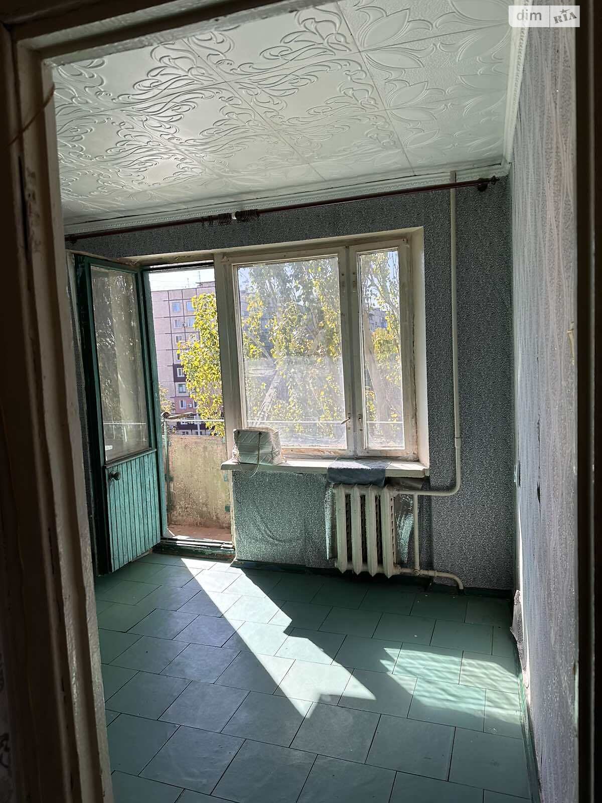 Продаж однокімнатної квартири в Кривому Розі, на вул. 4-й Зарічний мікрорайон 12, район Покровський фото 1