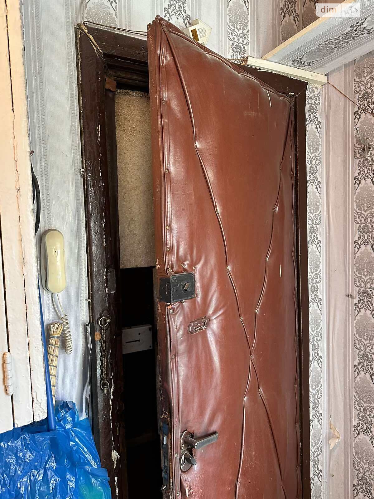 Продаж однокімнатної квартири в Кривому Розі, на вул. 4-й Зарічний мікрорайон 12, район Покровський фото 1