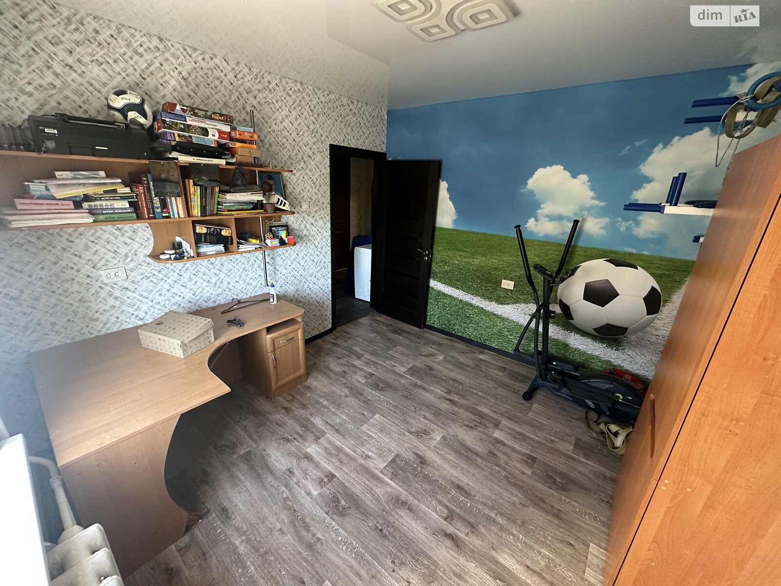Продажа трехкомнатной квартиры в Кривом Роге, на ул. 5-й Заречный микрорайон 81, район Покровский фото 1 Продажа трехкомнатной квартиры в Кривом Роге, на ул. 5-й Заречный микрорайон 81, район Покровский фото 1