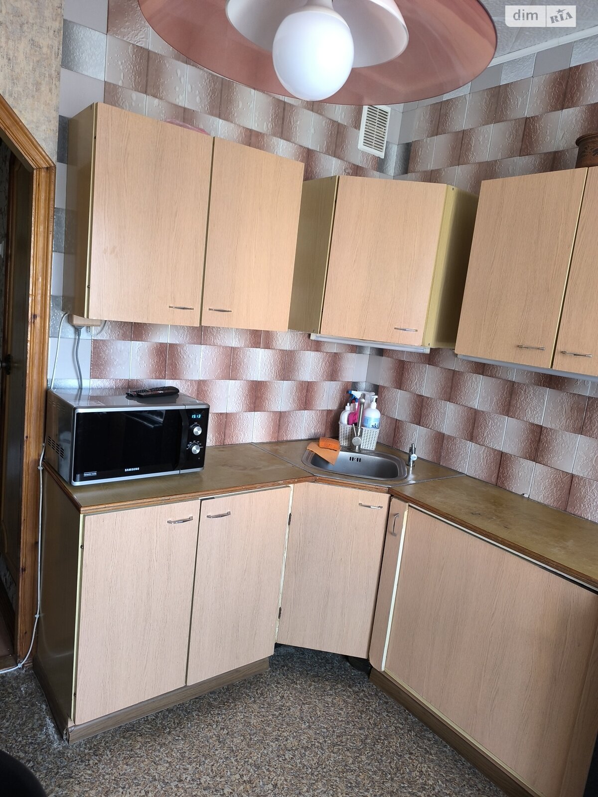 Продаж трикімнатної квартири в Кривому Розі, на вул. 5-й Зарічний мікрорайон 72, район Покровський фото 1 Продаж трикімнатної квартири в Кривому Розі, на вул. 5-й Зарічний мікрорайон 72, район Покровський фото 1