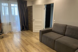 Продажа трехкомнатной квартиры в Кривом Роге, на ул. 5-й Заречный микрорайон 85, район Покровский фото 2