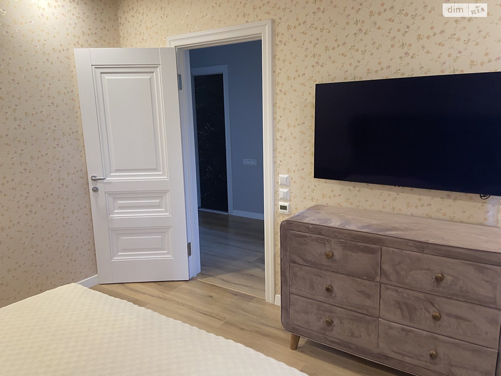 Продажа трехкомнатной квартиры в Кривом Роге, на ул. 5-й Заречный микрорайон 85, район Покровский фото 1 Продажа трехкомнатной квартиры в Кривом Роге, на ул. 5-й Заречный микрорайон 85, район Покровский фото 1