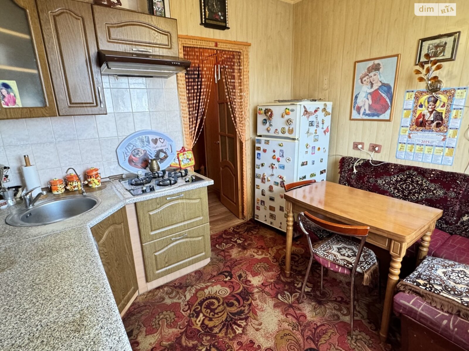 Продажа трехкомнатной квартиры в Кривом Роге, на ул. 5-й Заречный микрорайон, район Покровский фото 1