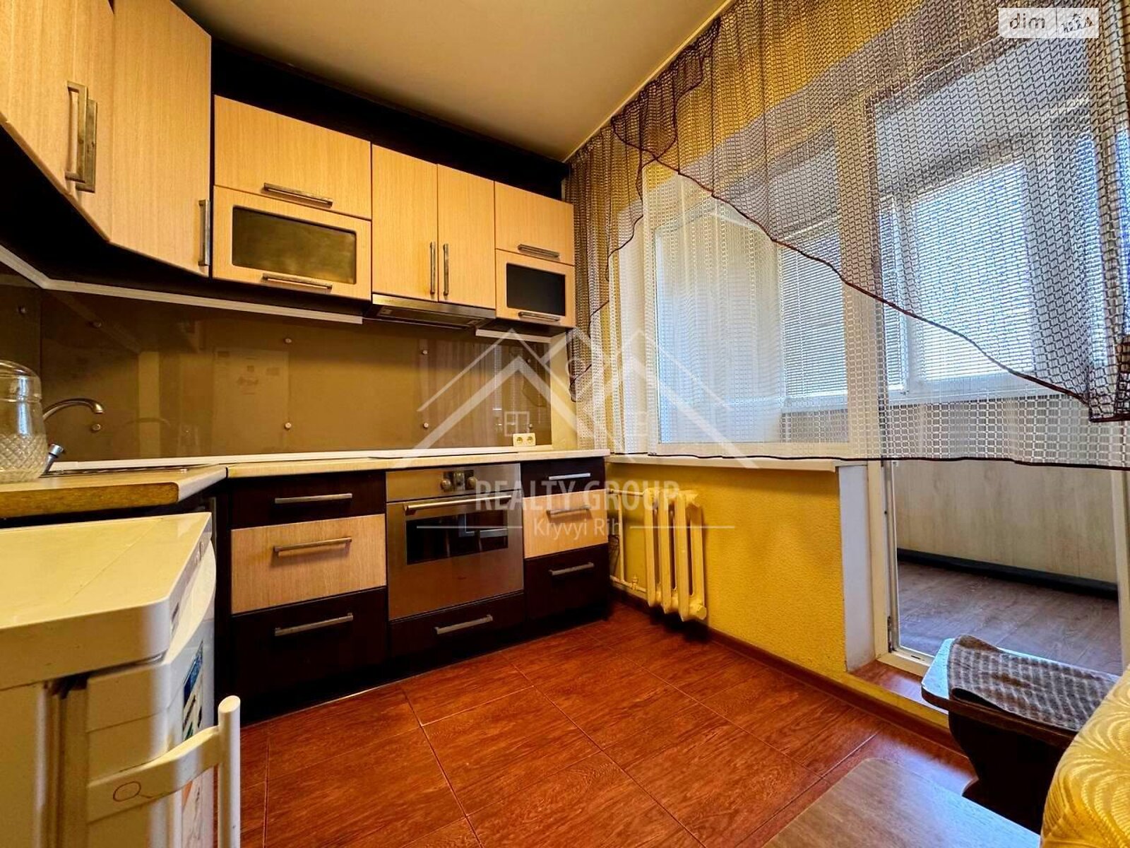Продажа четырехкомнатной квартиры в Кривом Роге, на ул. 5-й Заречный микрорайон, район Покровский фото 1 Продажа четырехкомнатной квартиры в Кривом Роге, на ул. 5-й Заречный микрорайон, район Покровский фото 1