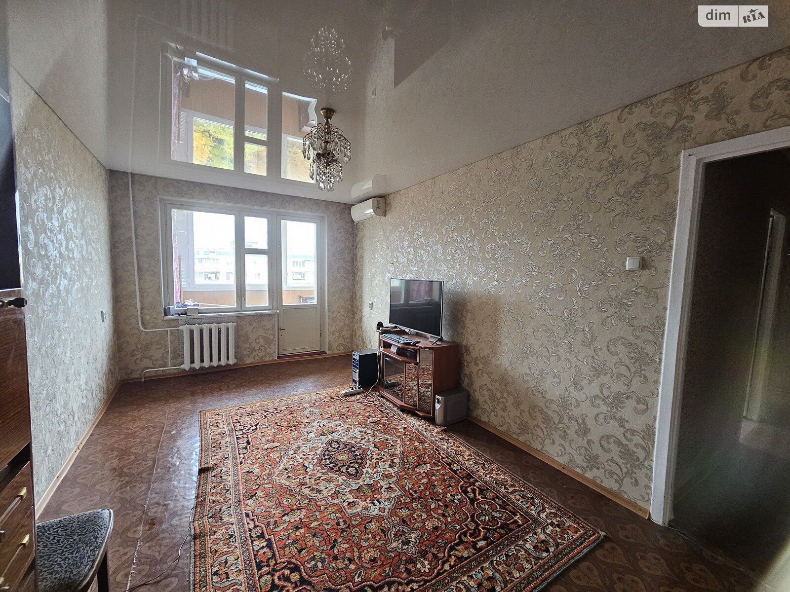 Продаж трикімнатної квартири в Кривому Розі, на вул. 5-й Зарічний мікрорайон 27, район Покровський фото 1