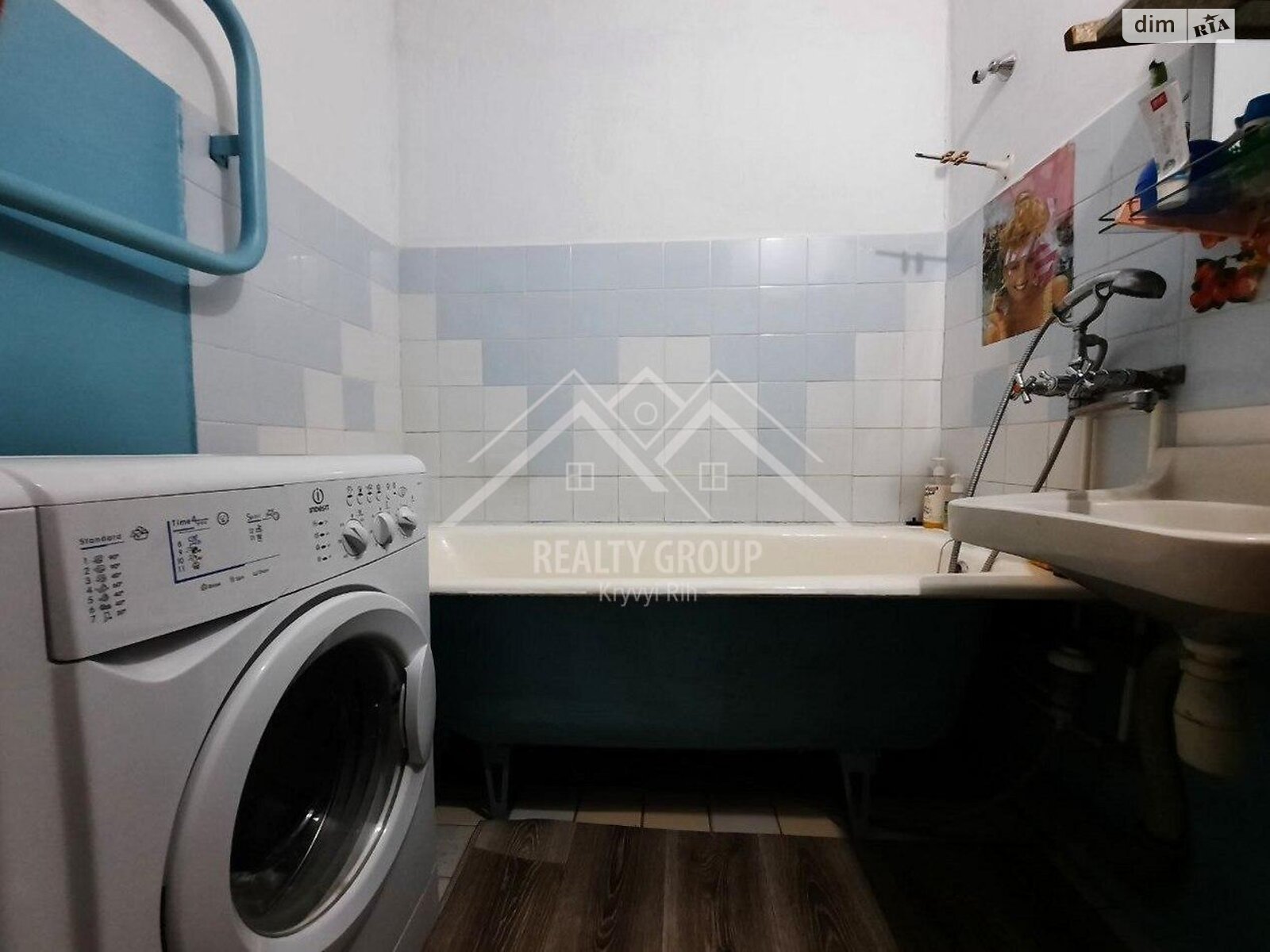 Продаж трикімнатної квартири в Кривому Розі, на вул. 7-й Зарічний мікрорайон 20, район Покровський фото 1 Продаж трикімнатної квартири в Кривому Розі, на вул. 7-й Зарічний мікрорайон 20, район Покровський фото 1