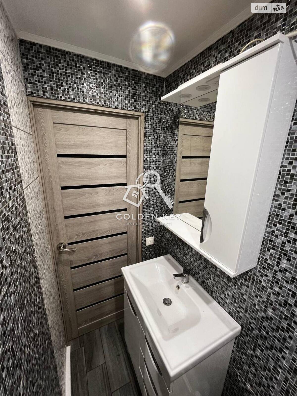 Продажа трехкомнатной квартиры в Кривом Роге, на ул. Армавирская(Джона Маккейна) 23, район Покровский фото 1 Продажа трехкомнатной квартиры в Кривом Роге, на ул. Армавирская(Джона Маккейна) 23, район Покровский фото 1