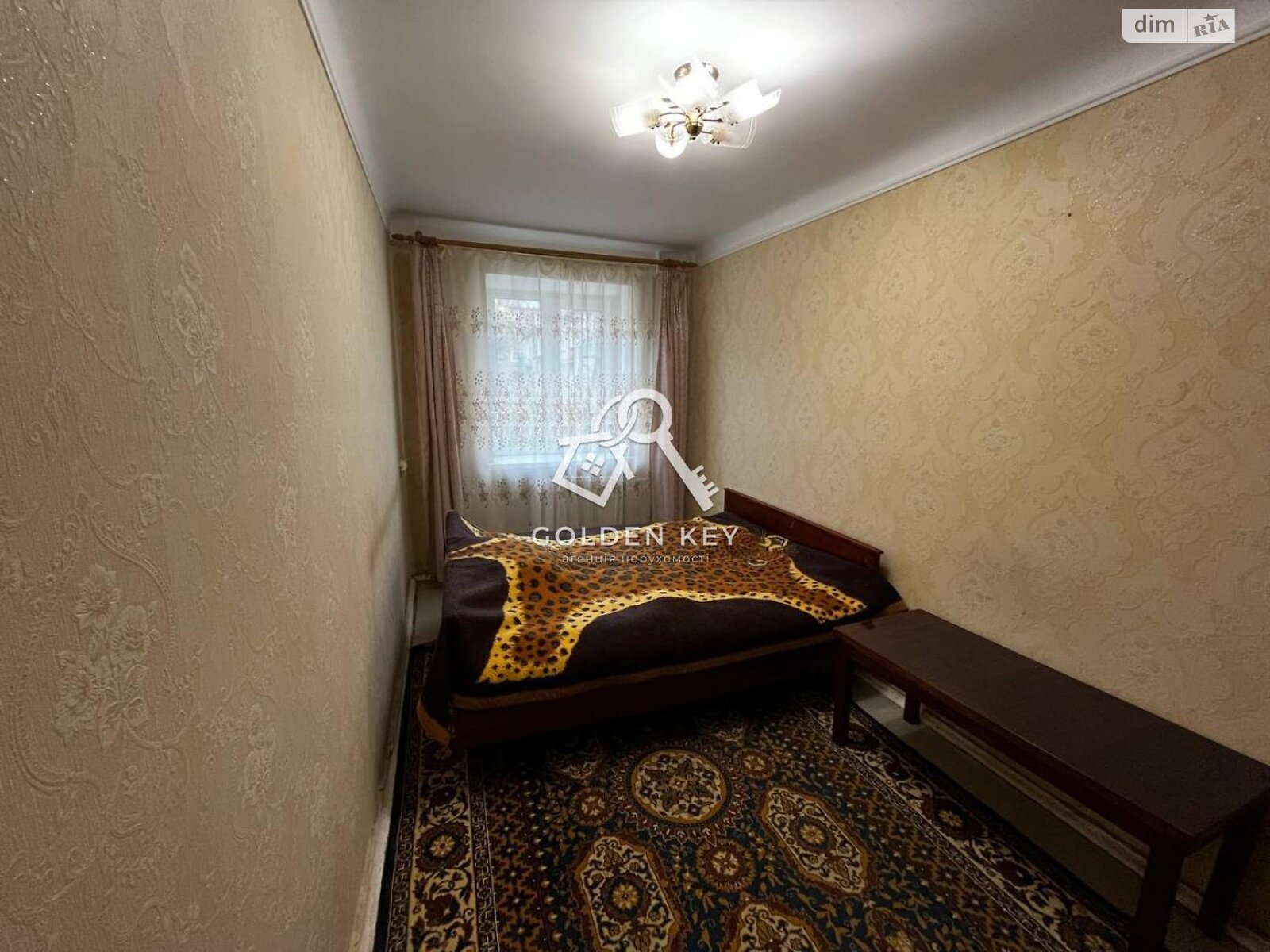 Продажа трехкомнатной квартиры в Кривом Роге, на пер. Бутлерова 6, район Покровский фото 1