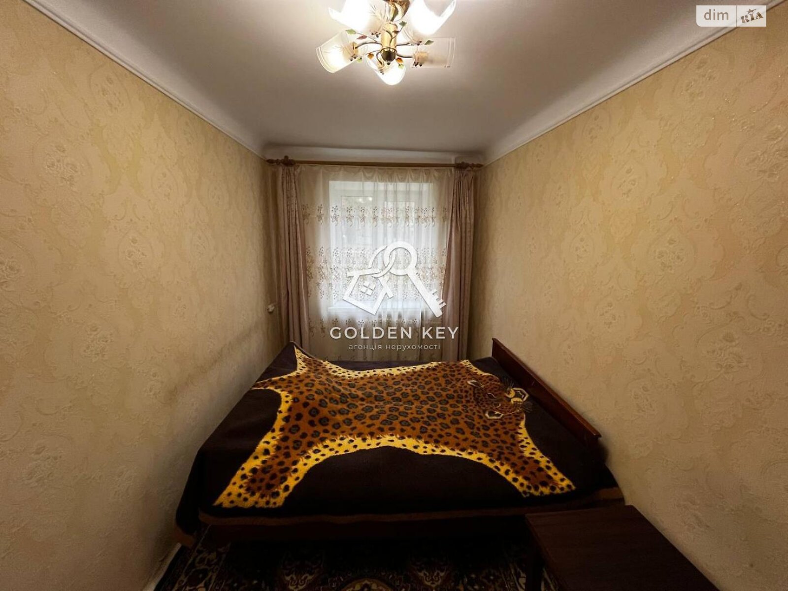 Продажа трехкомнатной квартиры в Кривом Роге, на пер. Бутлерова 6, район Покровский фото 1