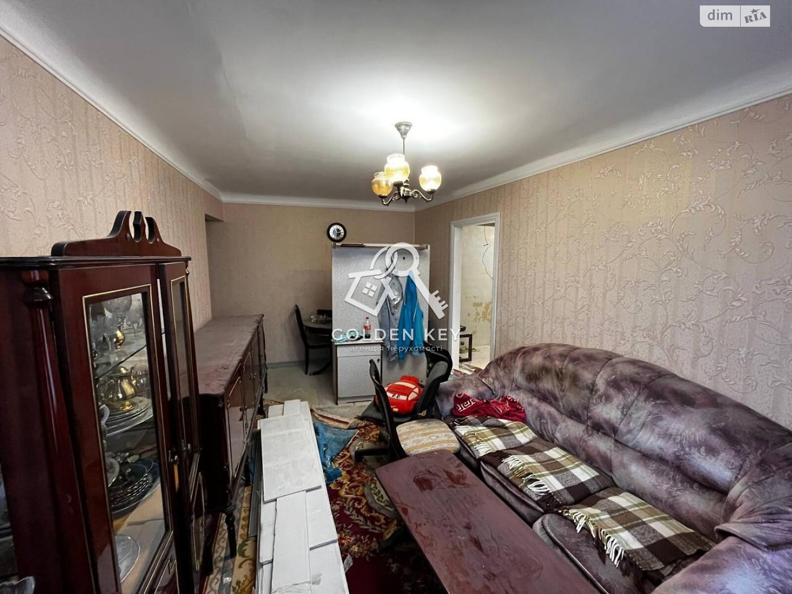 Продажа трехкомнатной квартиры в Кривом Роге, на пер. Бутлерова 6, район Покровский фото 1