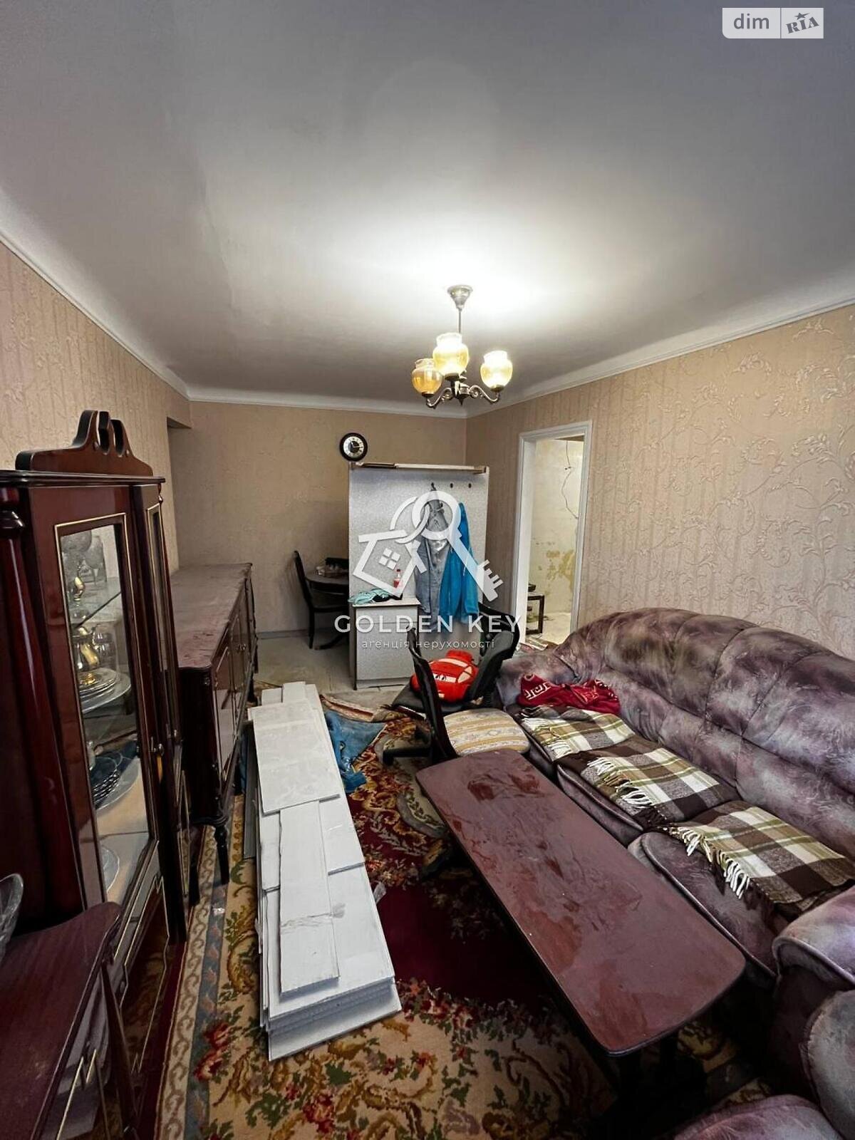 Продажа трехкомнатной квартиры в Кривом Роге, на пер. Бутлерова 6, район Покровский фото 1