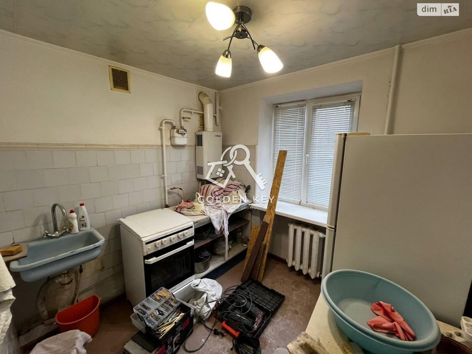 Продажа трехкомнатной квартиры в Кривом Роге, на пер. Бутлерова 6, район Покровский фото 1