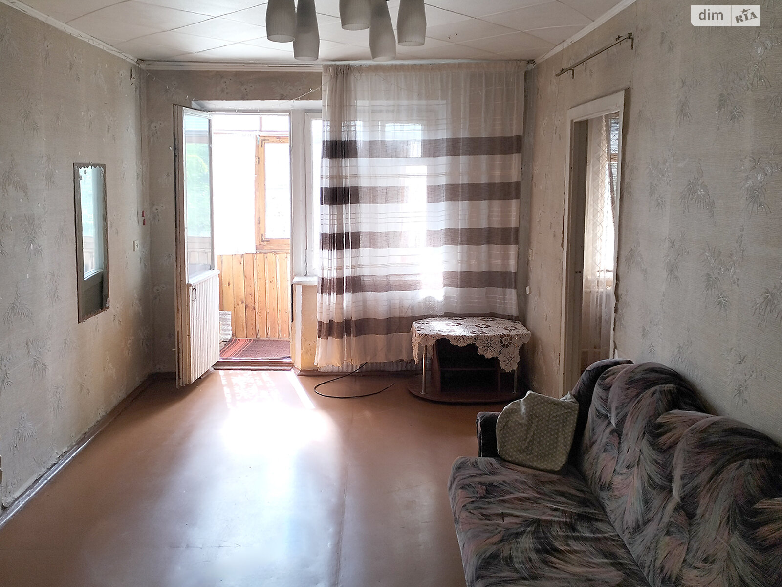Продажа трехкомнатной квартиры в Кривом Роге, на ул. Эдуарда Фукса 67, район Покровский фото 1 Продажа трехкомнатной квартиры в Кривом Роге, на ул. Эдуарда Фукса 67, район Покровский фото 1