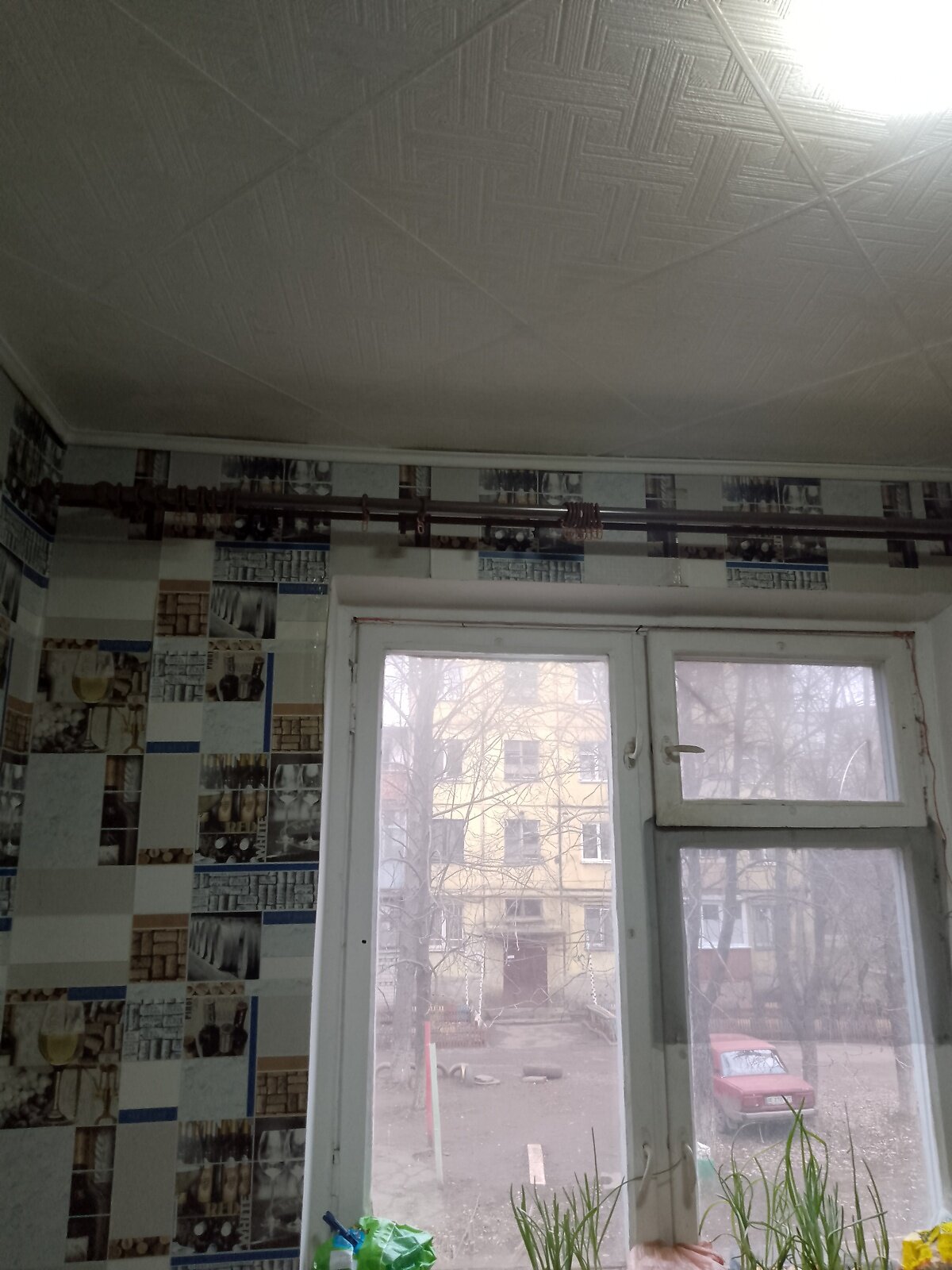 Продажа двухкомнатной квартиры в Кривом Роге, на ул. Федора Караманыць, район Покровский фото 1 Продажа двухкомнатной квартиры в Кривом Роге, на ул. Федора Караманыць, район Покровский фото 1