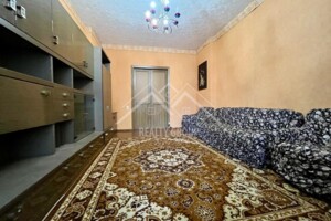 Продаж трикімнатної квартири в Кривому Розі, на вул. Січеславська 22, район Покровський фото 2