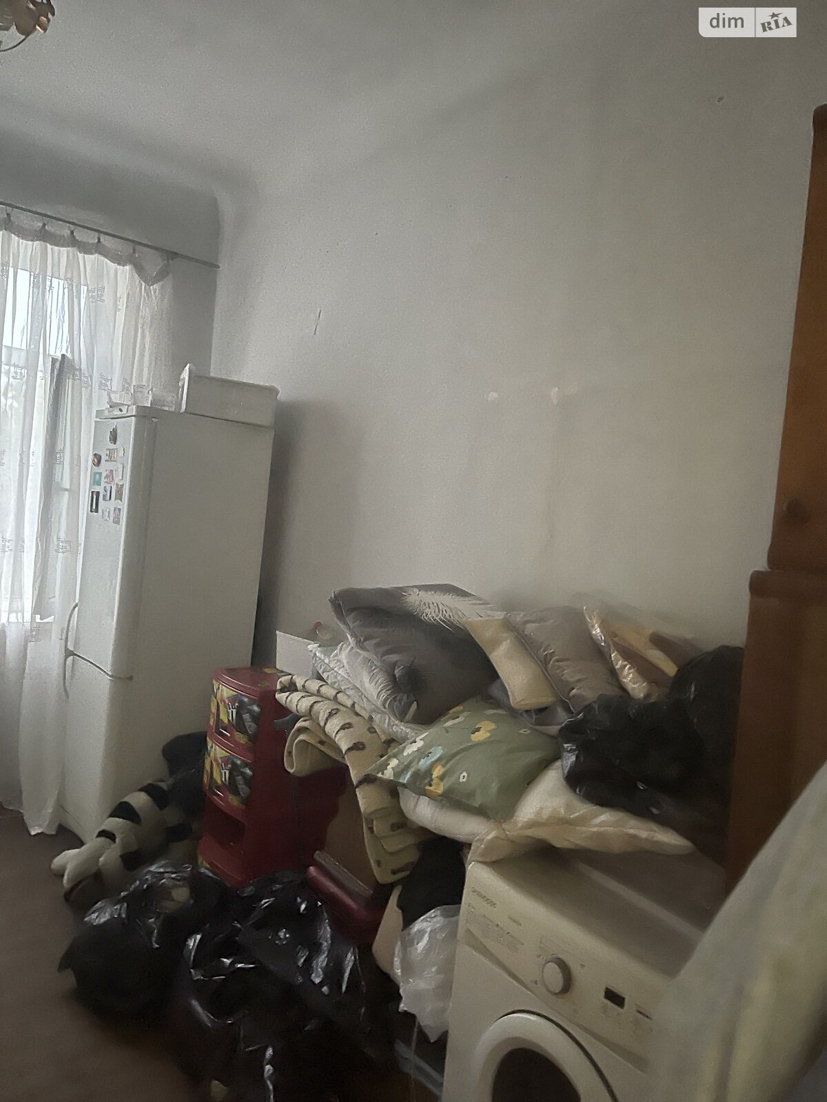 Продаж чотирикімнатної квартири в Кривому Розі, на вул. Січеславська 9, район Покровський фото 1 Продаж чотирикімнатної квартири в Кривому Розі, на вул. Січеславська 9, район Покровський фото 1