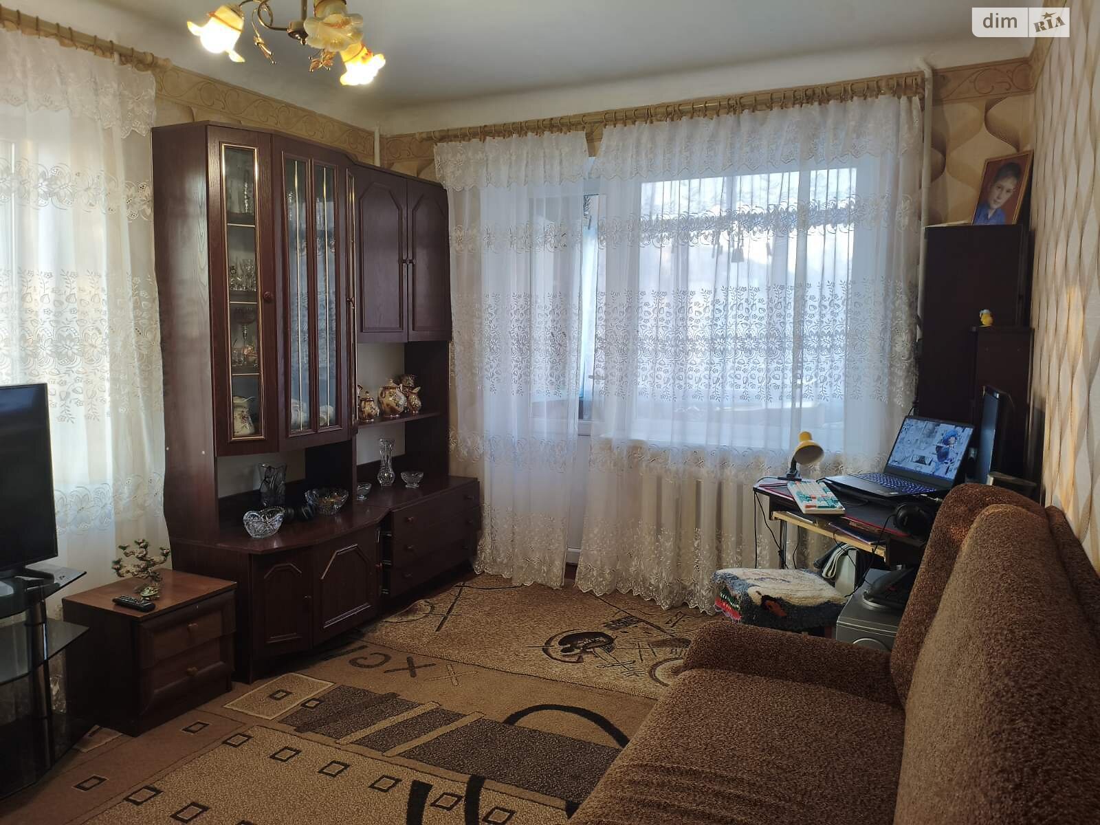 Продажа однокомнатной квартиры в Кривом Роге, на ул. Кропивницкого, кв. 52, район Покровский фото 1