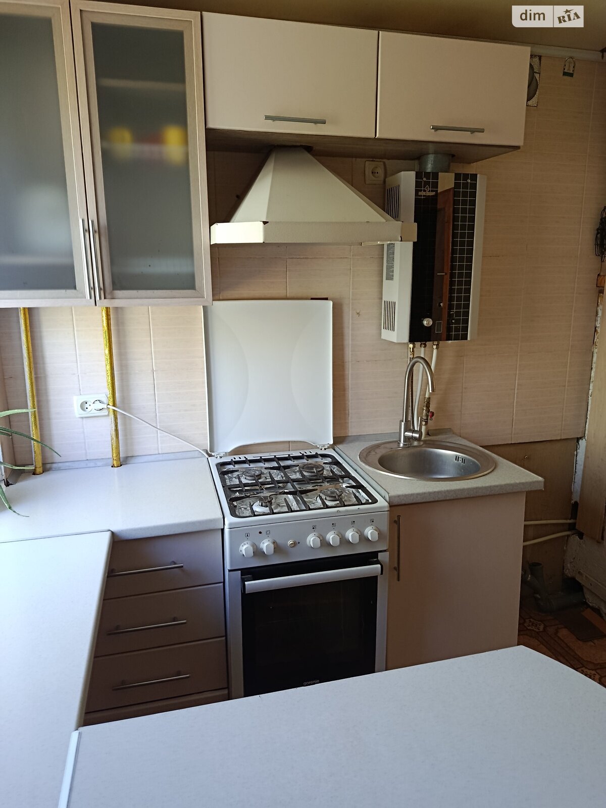 Продажа двухкомнатной квартиры в Кривом Роге, на ул. Межпланетная 11, район Покровский фото 1 Продажа двухкомнатной квартиры в Кривом Роге, на ул. Межпланетная 11, район Покровский фото 1