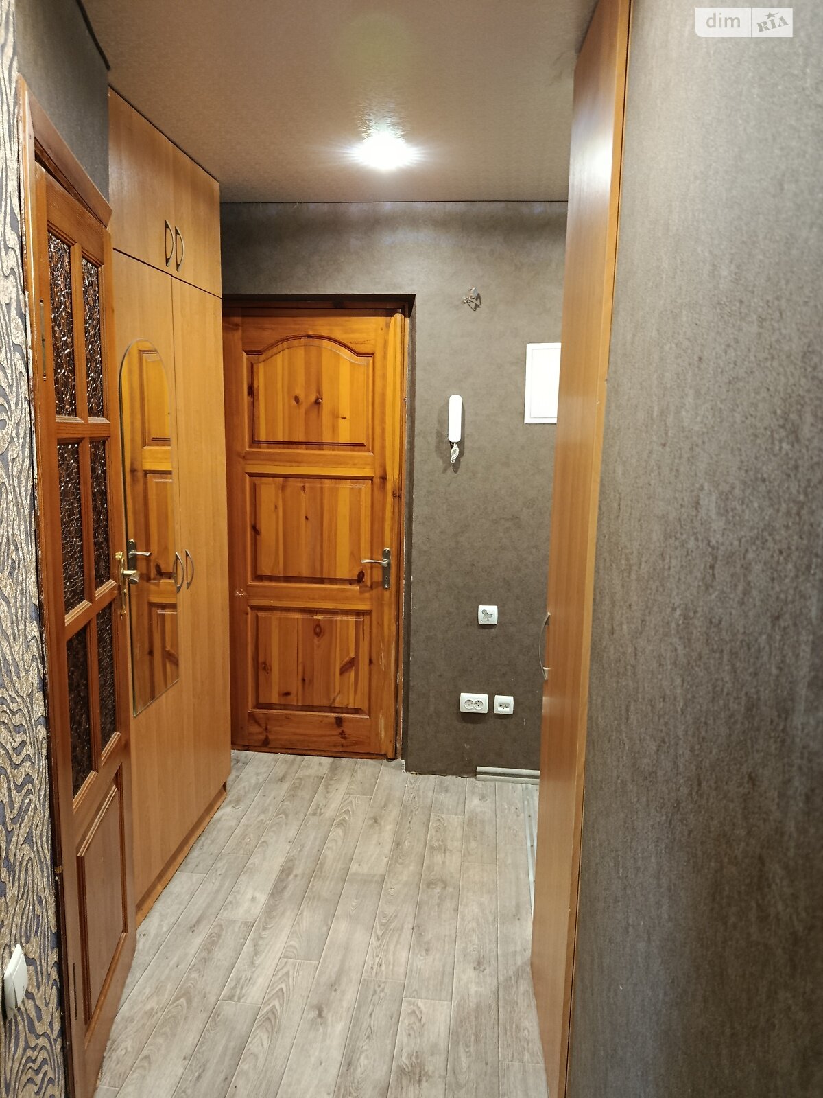 Продажа двухкомнатной квартиры в Кривом Роге, на ул. Межпланетная 11, район Покровский фото 1 Продажа двухкомнатной квартиры в Кривом Роге, на ул. Межпланетная 11, район Покровский фото 1