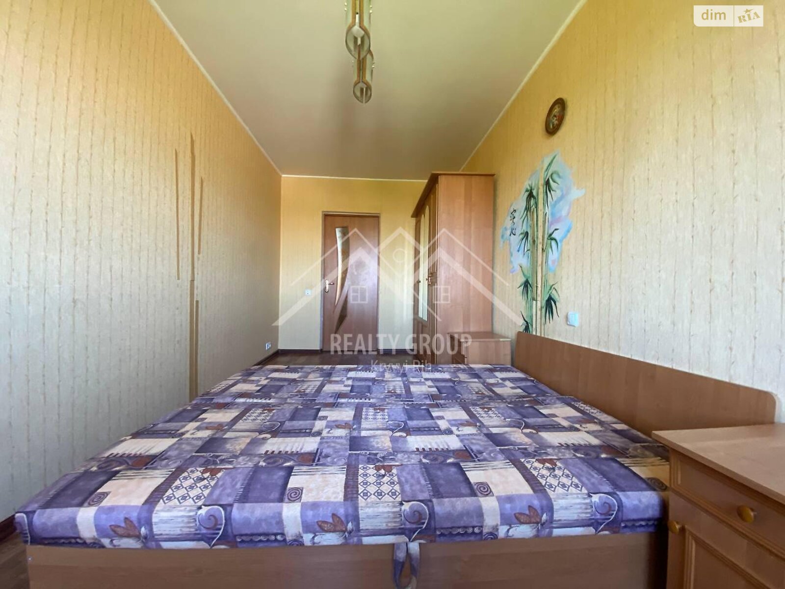 Продаж трикімнатної квартири в Кривому Розі, на бул. Миколи Вороного 28, район Покровський фото 1 Продаж трикімнатної квартири в Кривому Розі, на бул. Миколи Вороного 28, район Покровський фото 1