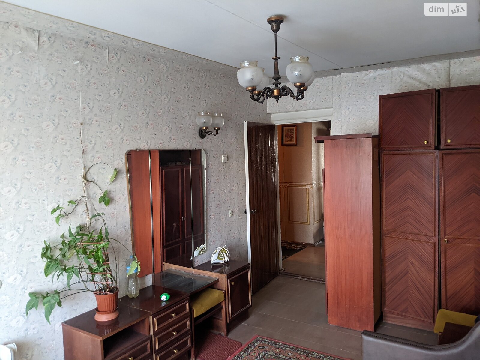 Продажа трехкомнатной квартиры в Кривом Роге, на бул. Миколи Вороного 35, район Покровский фото 1 Продажа трехкомнатной квартиры в Кривом Роге, на бул. Миколи Вороного 35, район Покровский фото 1