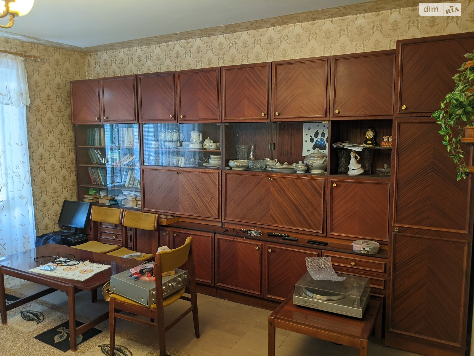 Продажа трехкомнатной квартиры в Кривом Роге, на бул. Миколи Вороного 35, район Покровский фото 1 Продажа трехкомнатной квартиры в Кривом Роге, на бул. Миколи Вороного 35, район Покровский фото 1