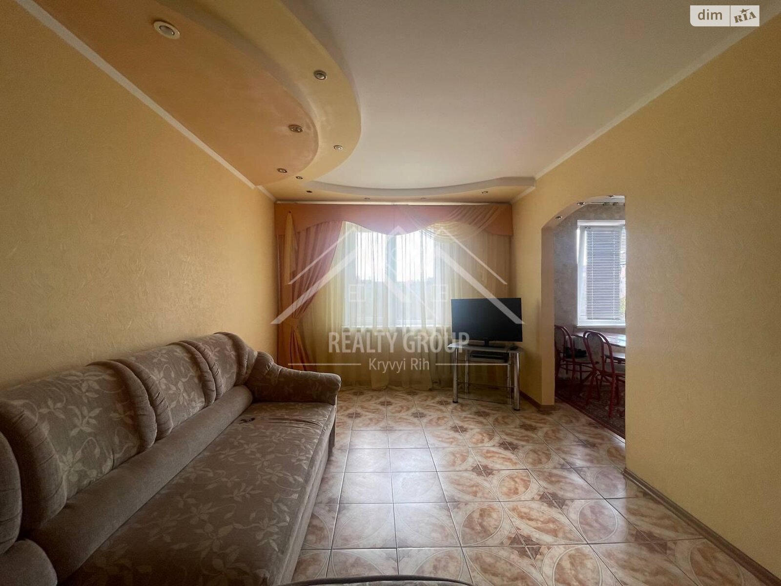 Продажа трехкомнатной квартиры в Кривом Роге, на бул. Миколи Вороного 9, район Покровский фото 1