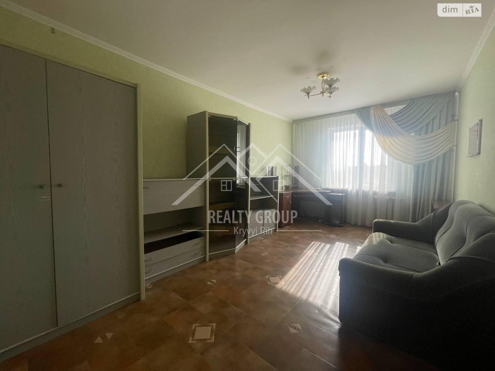 Продажа трехкомнатной квартиры в Кривом Роге, на бул. Миколи Вороного 9, район Покровский фото 1