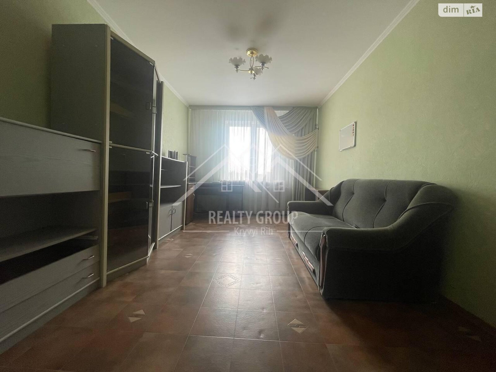 Продажа трехкомнатной квартиры в Кривом Роге, на бул. Миколи Вороного 9, район Покровский фото 1