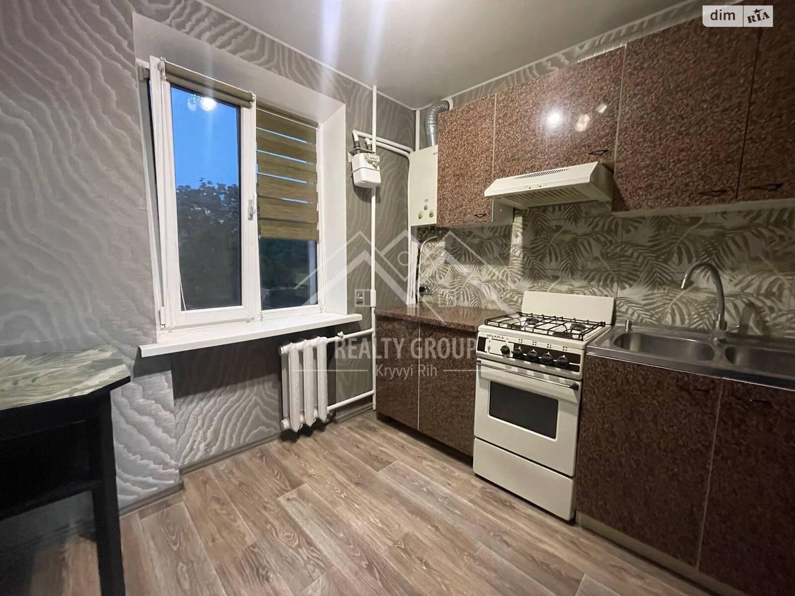 Продажа трехкомнатной квартиры в Кривом Роге, на ул. Мусоргского 26, район Покровский фото 1 Продажа трехкомнатной квартиры в Кривом Роге, на ул. Мусоргского 26, район Покровский фото 1