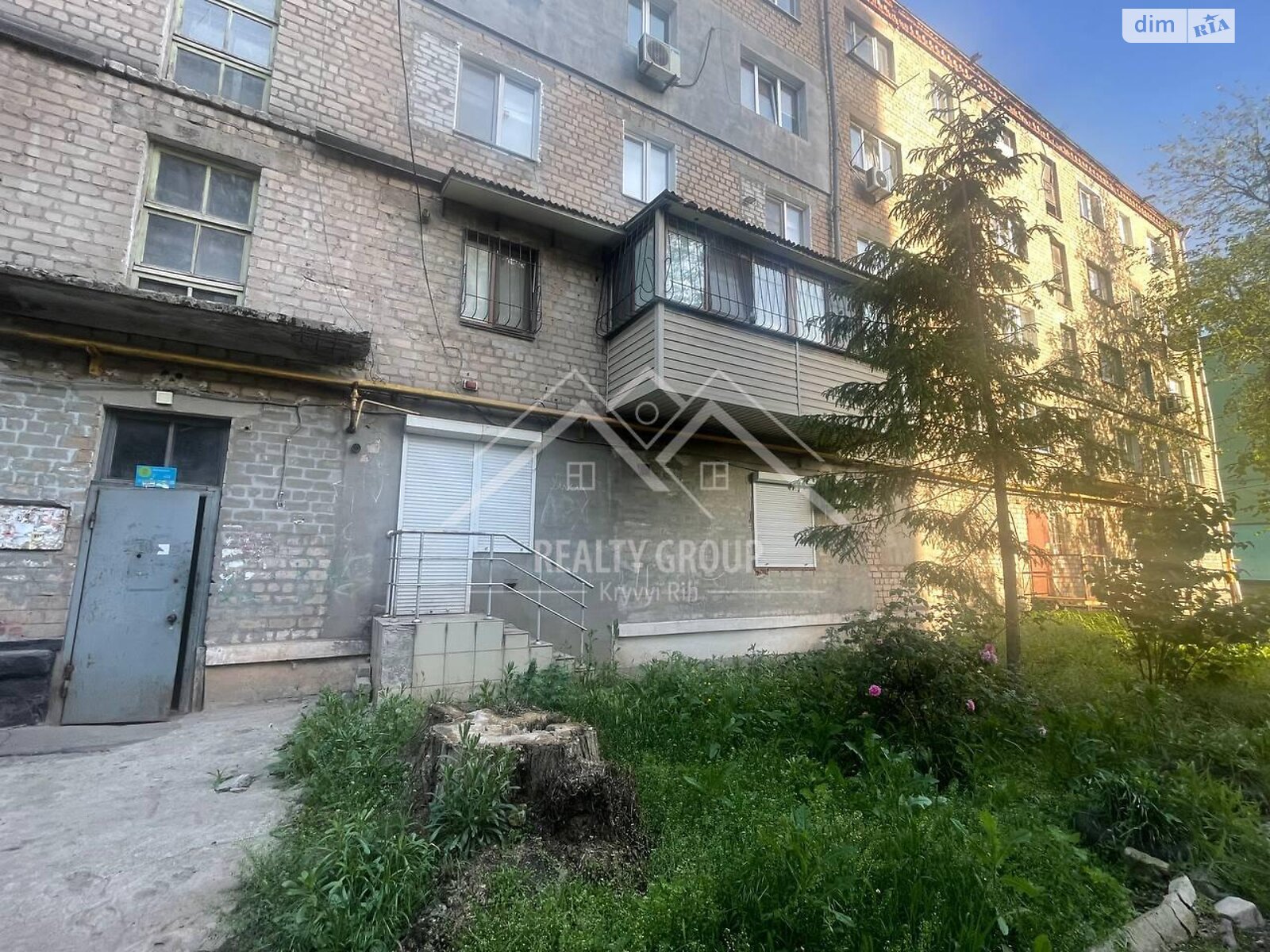 Продаж шестикімнатної квартири в Кривому Розі, на вул. Мусоргського 27 корпус 14, район Покровський фото 1 Продаж шестикімнатної квартири в Кривому Розі, на вул. Мусоргського 27 корпус 14, район Покровський фото 1
