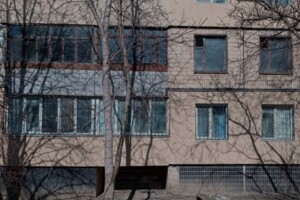 Продаж трикімнатної квартири в Кривому Розі, на вул. Миколи Світальського 2, район Покровський фото 2